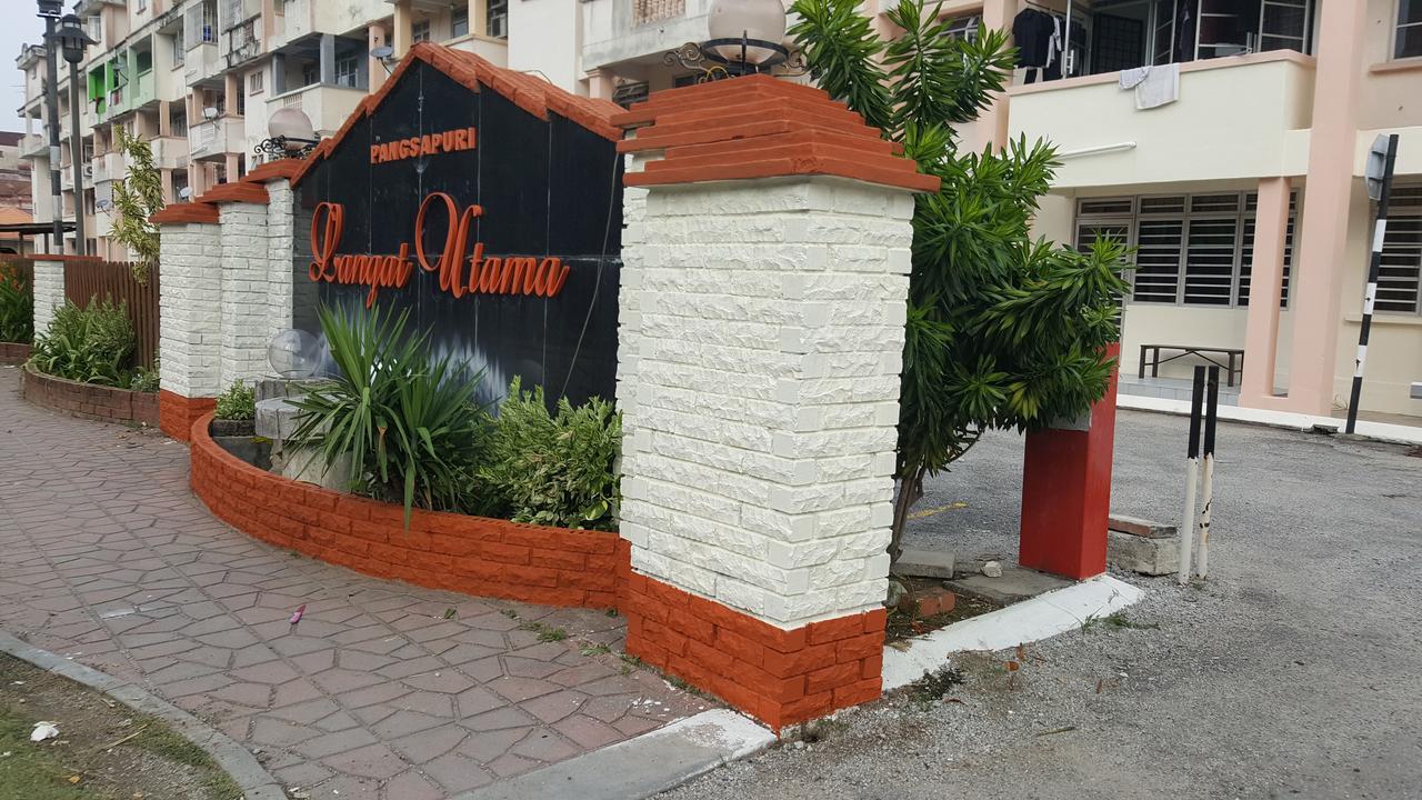 Anjung Homestay Sepang Exterior foto